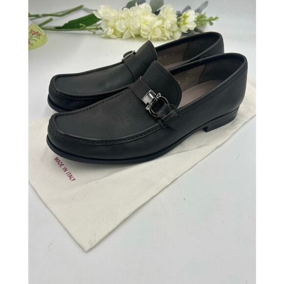 Men\'s Salvatore Ferragamo Gancini Pebble grain loafers size 9E made in Italy